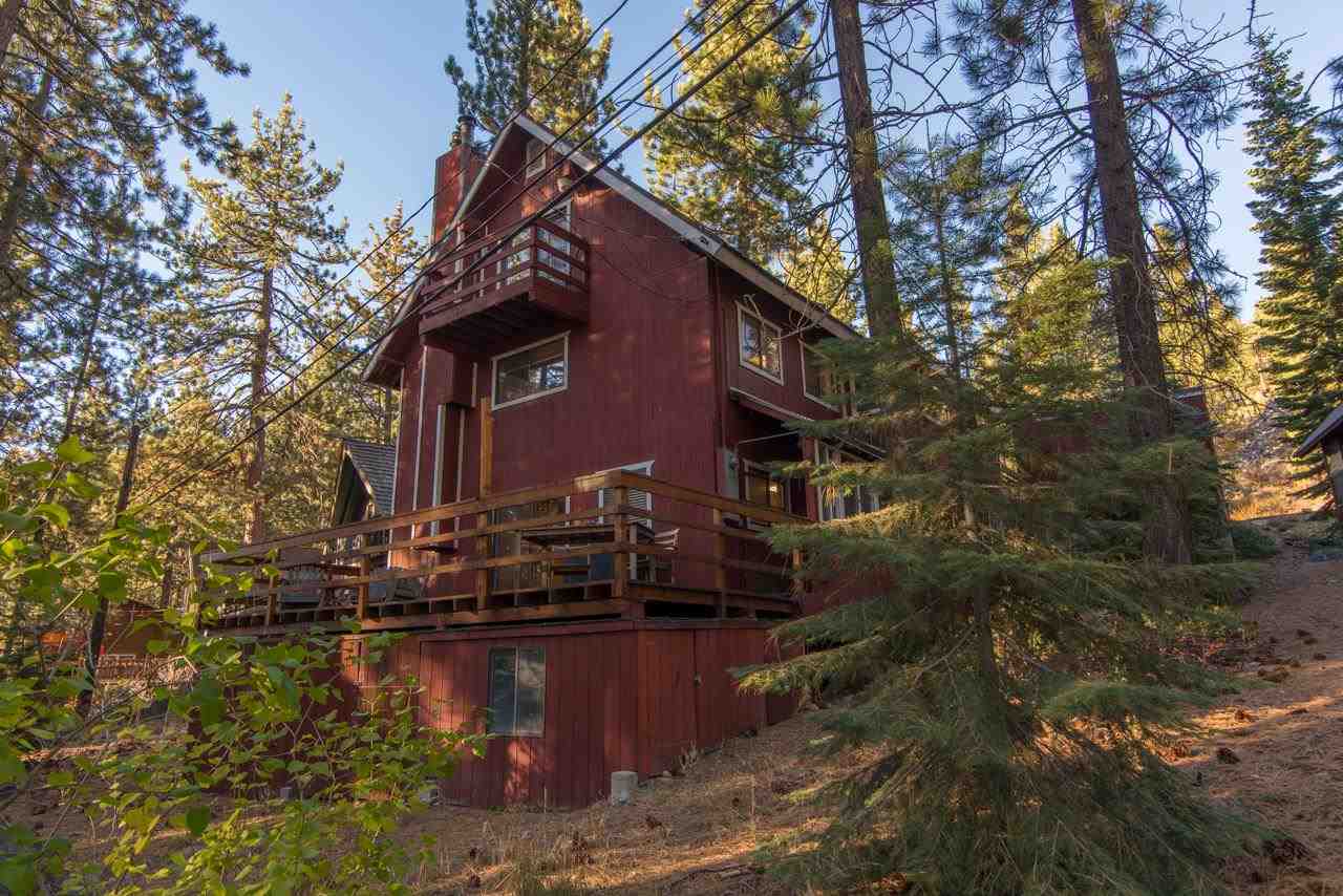 13165 Moraine Road Truckee, CA 96161 - Photo 2 of 14 Gallery Image 2