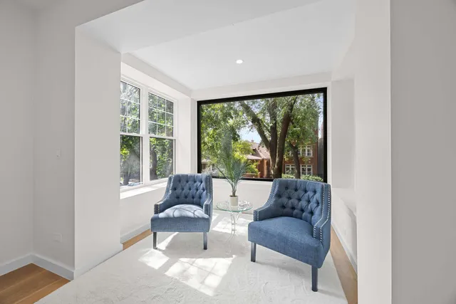 $1,399,950 | 4437 North Whipple Street, Chicago, IL 60625