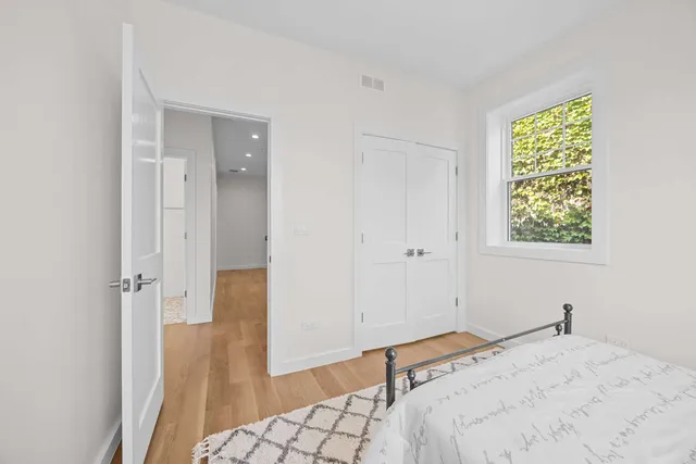 $1,399,950 | 4437 North Whipple Street, Chicago, IL 60625