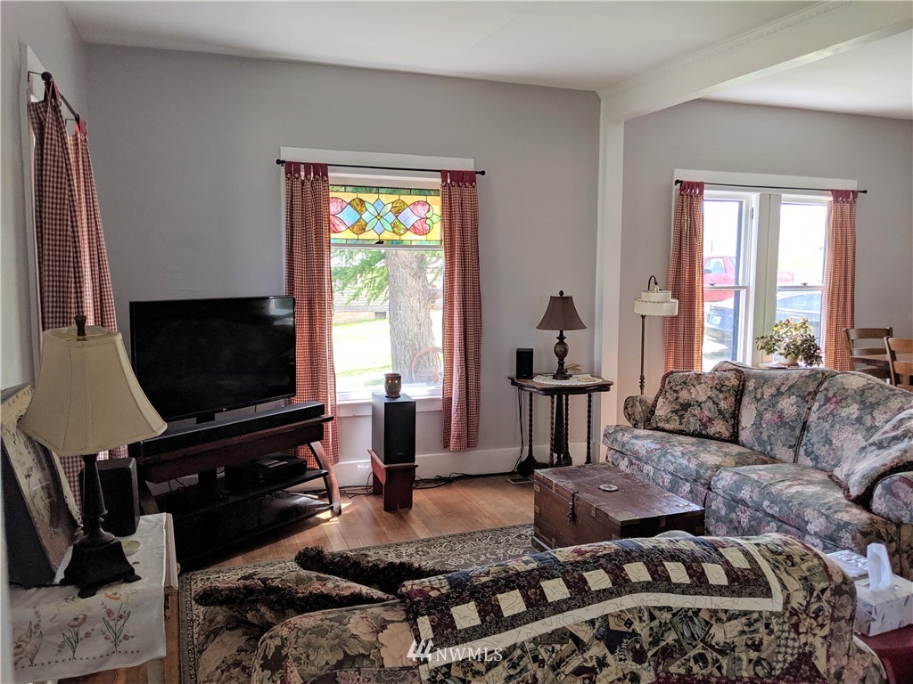 645 Rd J 5 Street Northwest Waterville, WA 98858 - Photo 8 of 25 Gallery Image 8