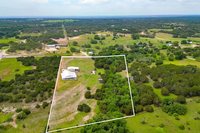 $1,150,000 | 5020 County Road 252, Bertram, TX 78605