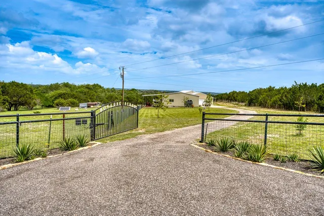 $1,150,000 | 5020 County Road 252, Bertram, TX 78605