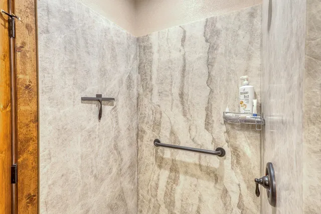 $1,150,000 | 5020 County Road 252, Bertram, TX 78605