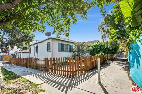 $1,795,000 | 134 Park Place, Venice, CA 90291