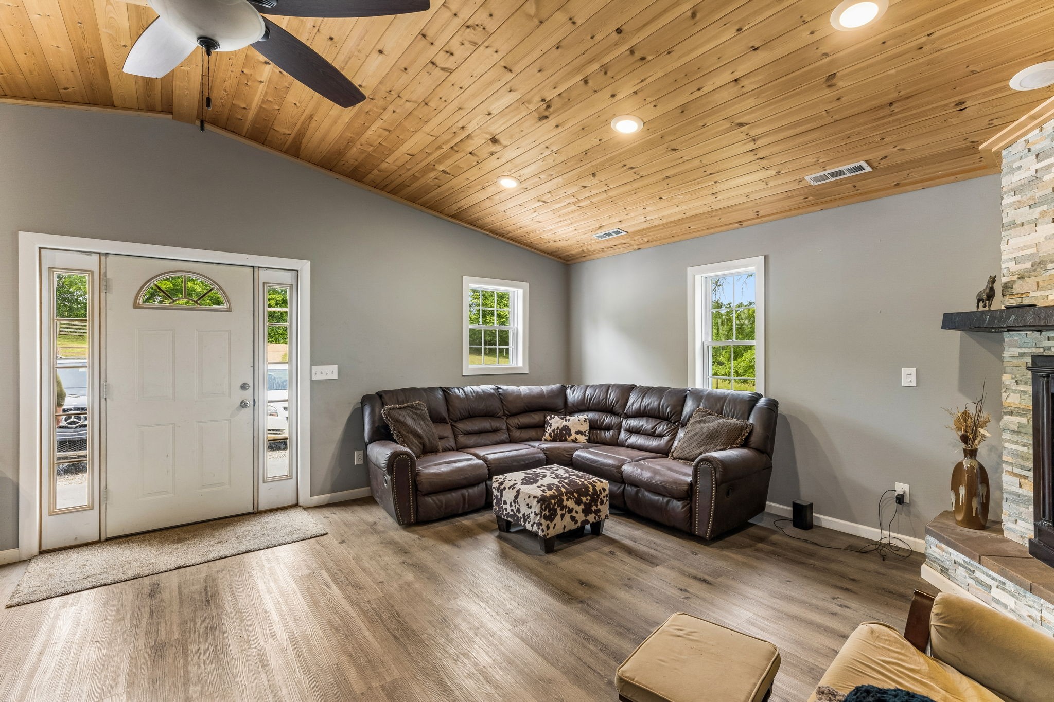 950 Old Agnew Road Pulaski, TN 38478 - Photo 9 of 69