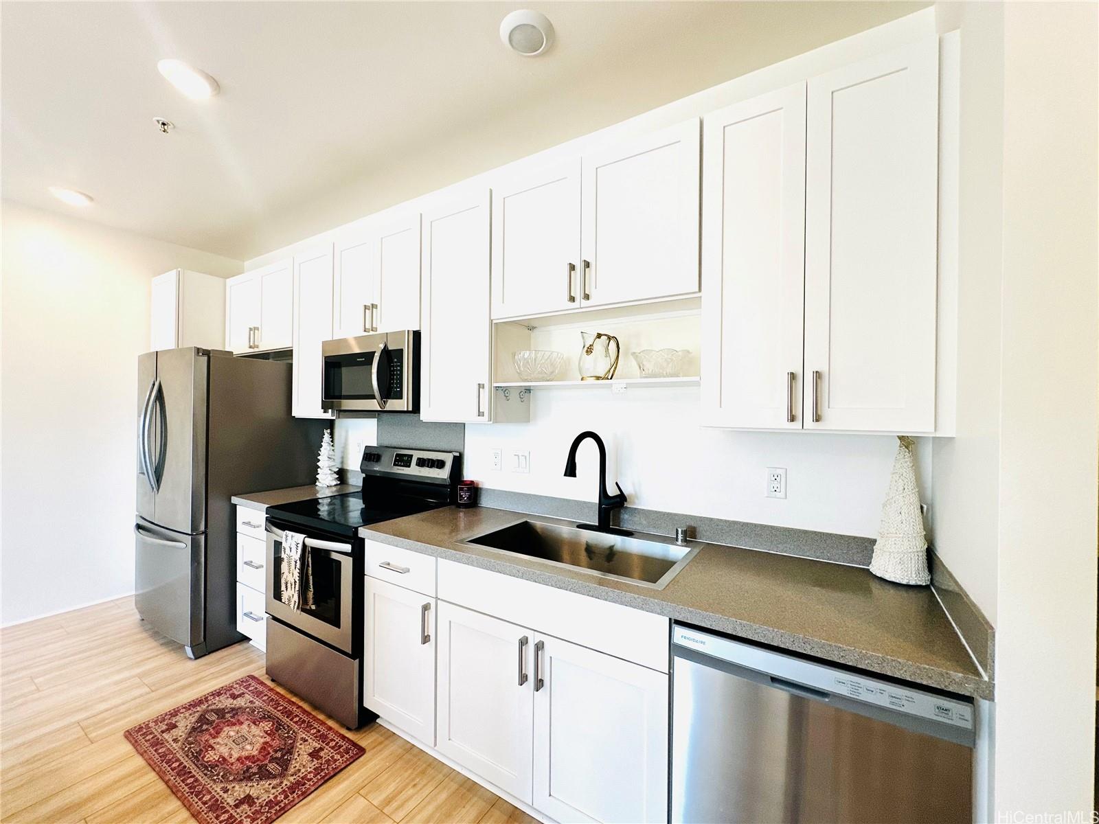 91-3633 Kauluakoko Street, Unit 303 Ewa Beach, HI 96706 - Photo 3 of 25