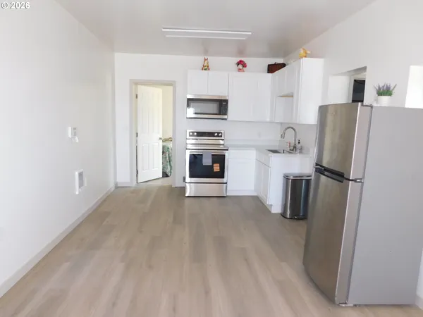 $637,500 | 465 West Marine Drive, Astoria, OR 97103