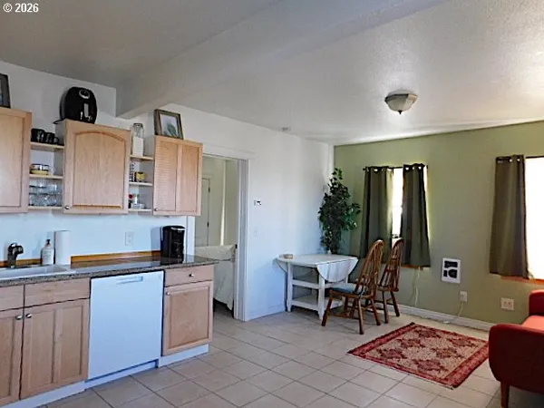 $637,500 | 465 West Marine Drive, Astoria, OR 97103