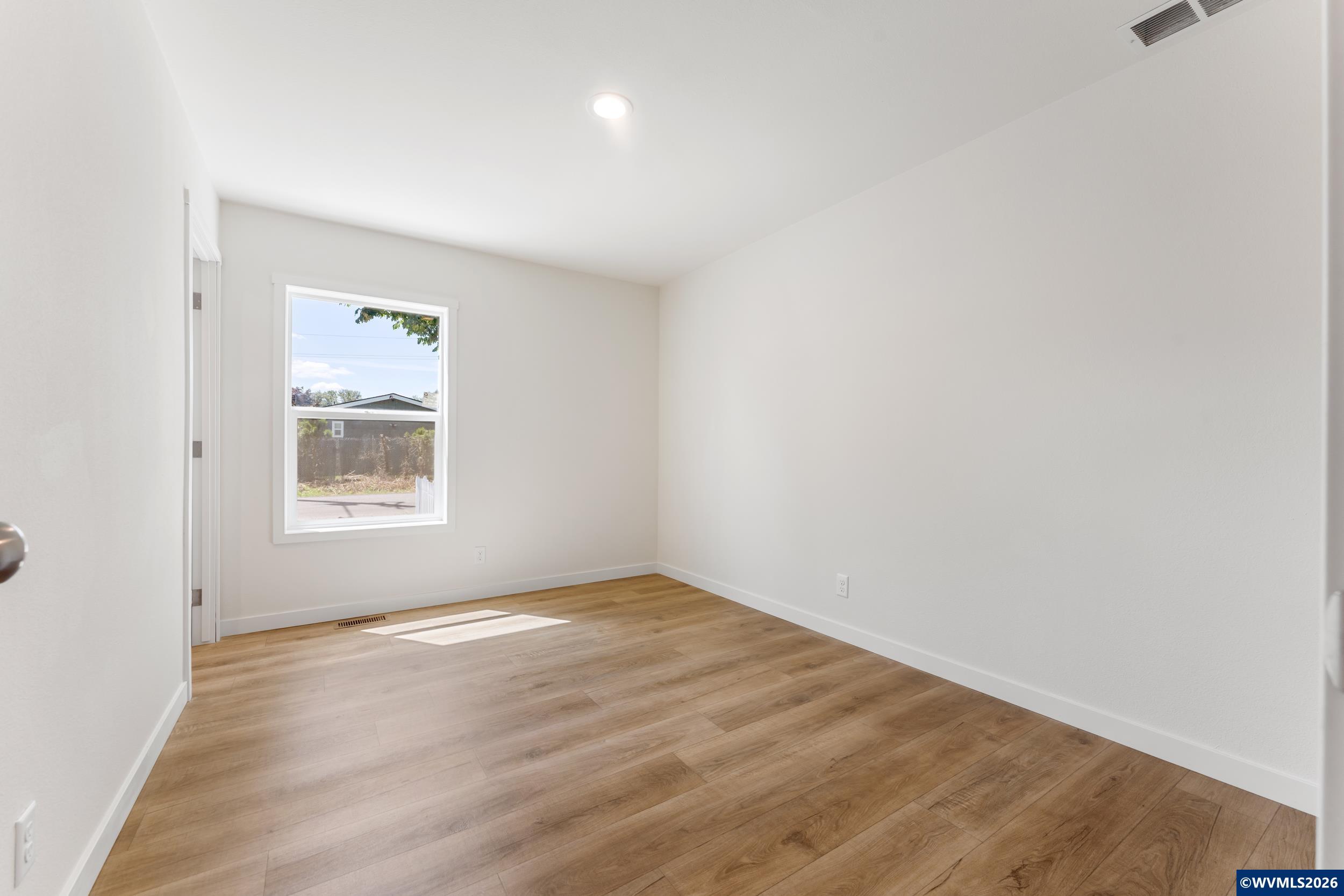 2012 18th Avenue Sweet Home, OR 97386 - Photo 12 of 21