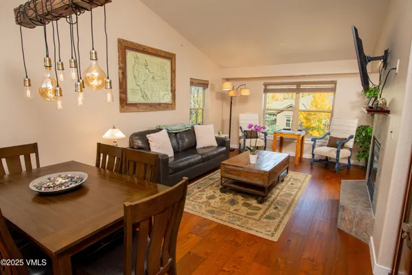 $1,045,000 | 40 River Pines Court, Unit B307, Edwards, CO 81632