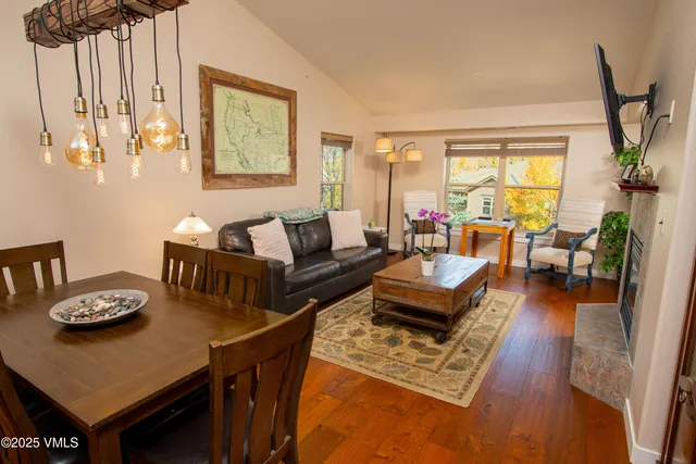 $1,100,000 | 40 River Pines Court, Unit B307, Edwards, CO 81632