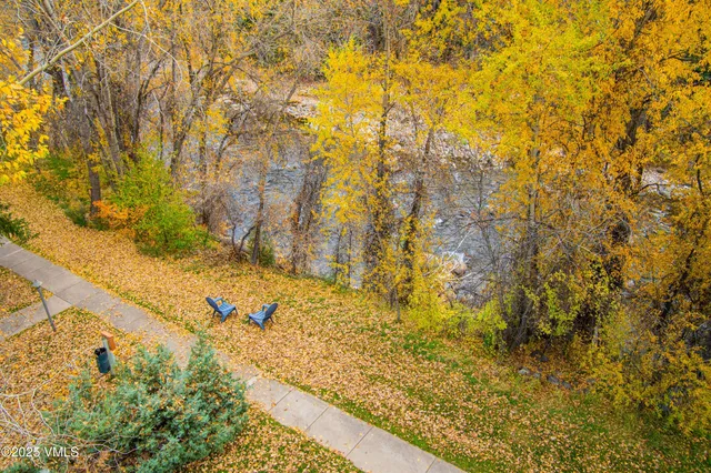 $1,100,000 | 40 River Pines Court, Unit B307, Edwards, CO 81632