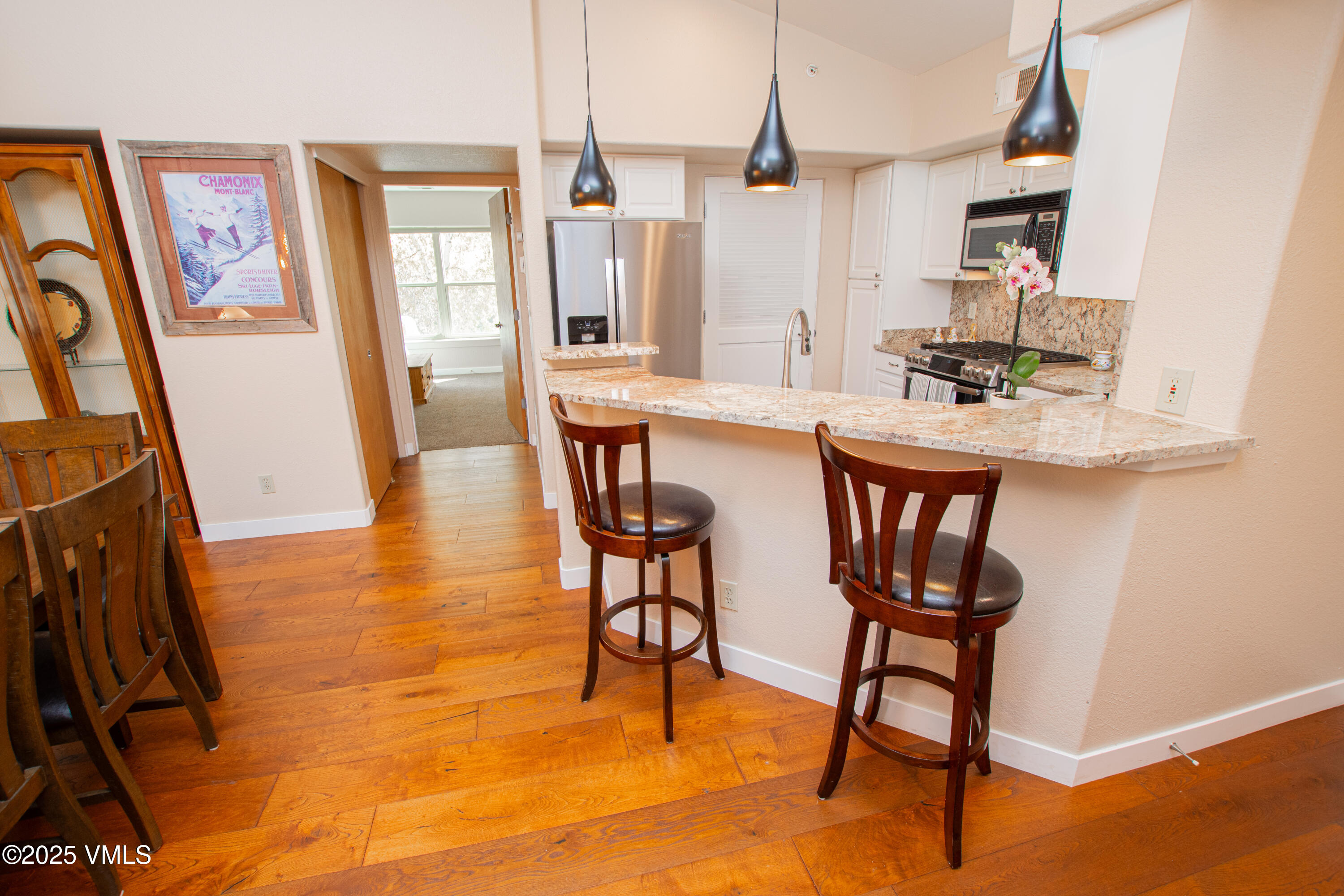 40 River Pines Court, Unit B307 Edwards, CO 81632 - Photo 10 of 21 Kitchen