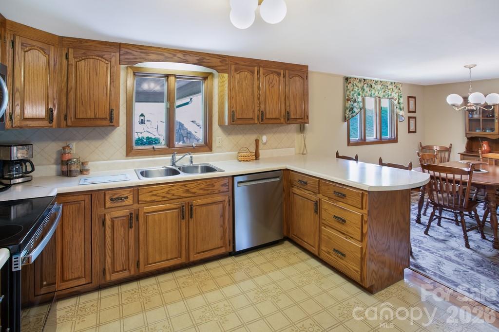 293 Dillardtown Road Sylva, NC 28779 - Photo 8 of 26