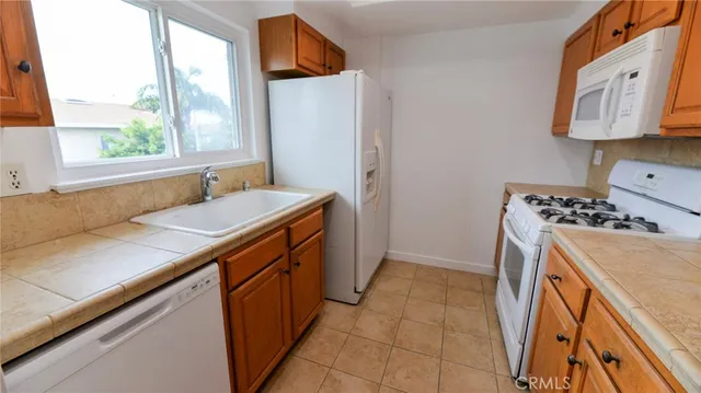 $3,550 | 106 Avenida Lucia, Unit B, San Clemente, CA 92672