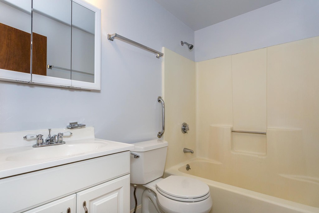 52 Victoria Heights Road, Unit 52 Boston, MA 02136 - Photo 12 of 17 Gallery Image 12