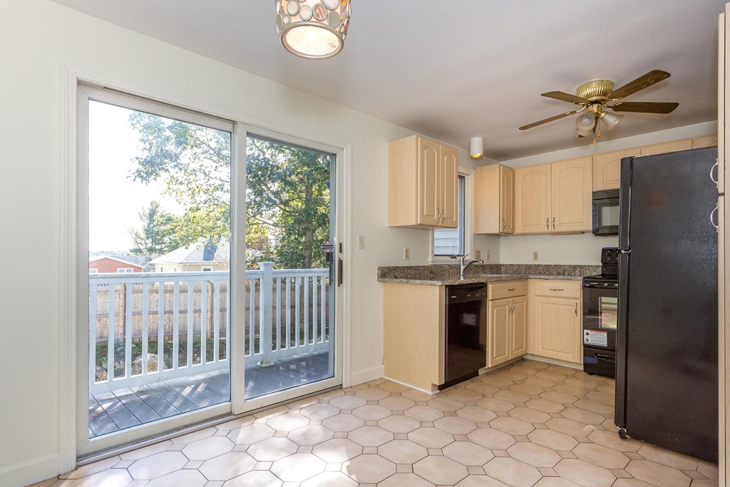 52 Victoria Heights Road, Unit 52 Boston, MA 02136 - Photo 6 of 17 Gallery Image 6