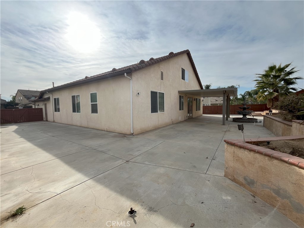 12758 Royal Palm Lane Riverside, CA 92503 - Photo 17 of 20