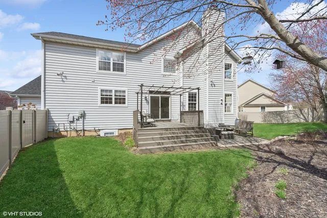 $515,000 | 2707 Sweetgum Court, Valparaiso, IN 46383