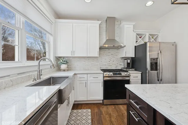 $515,000 | 2707 Sweetgum Court, Valparaiso, IN 46383