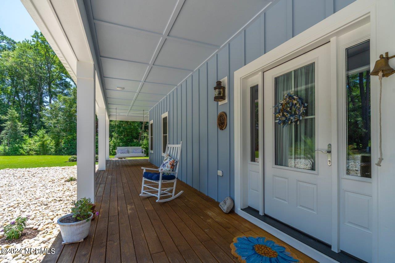 216 West Firetower Road Swansboro, NC 28584 - Photo 18 of 64 9