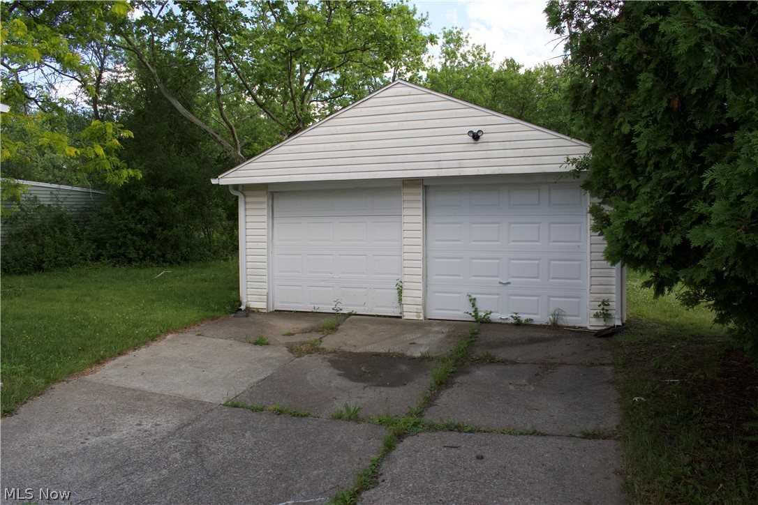 20724 Applegate Road Maple Heights, OH 44137 - Photo 25 of 31 Gallery Image 25