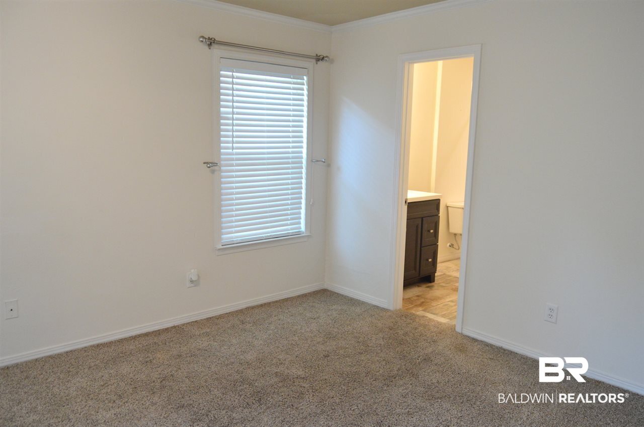 248 Ridgewood Drive Daphne, AL 36526 - Photo 12 of 22 Master Suite