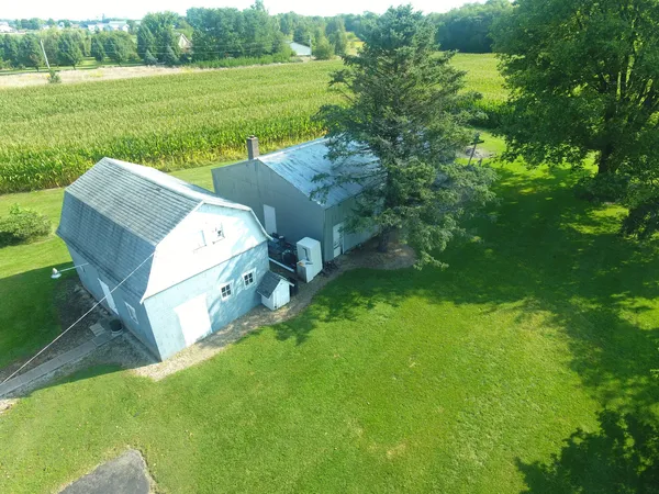 a view of a garden with a sink