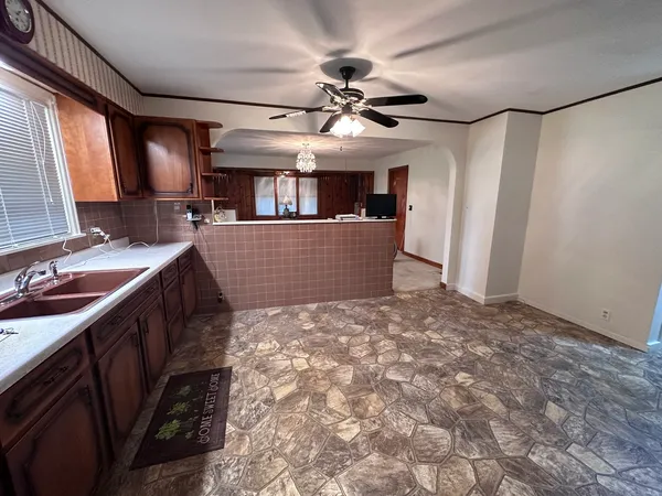 a view of a storage & utility room