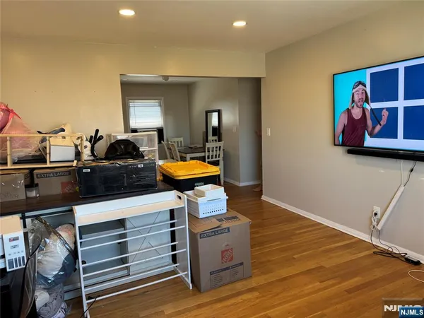 $2,500 | 54 Brighton Avenue, Unit 2, Belleville, NJ 07109