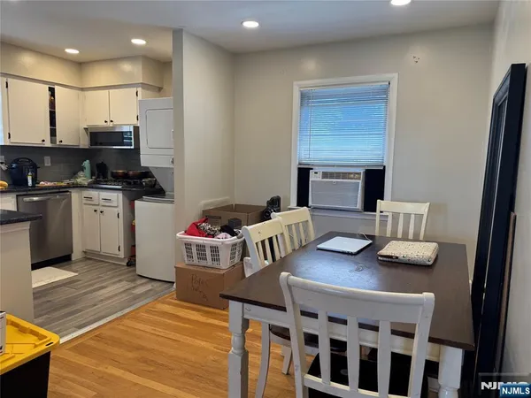$2,500 | 54 Brighton Avenue, Unit 2, Belleville, NJ 07109