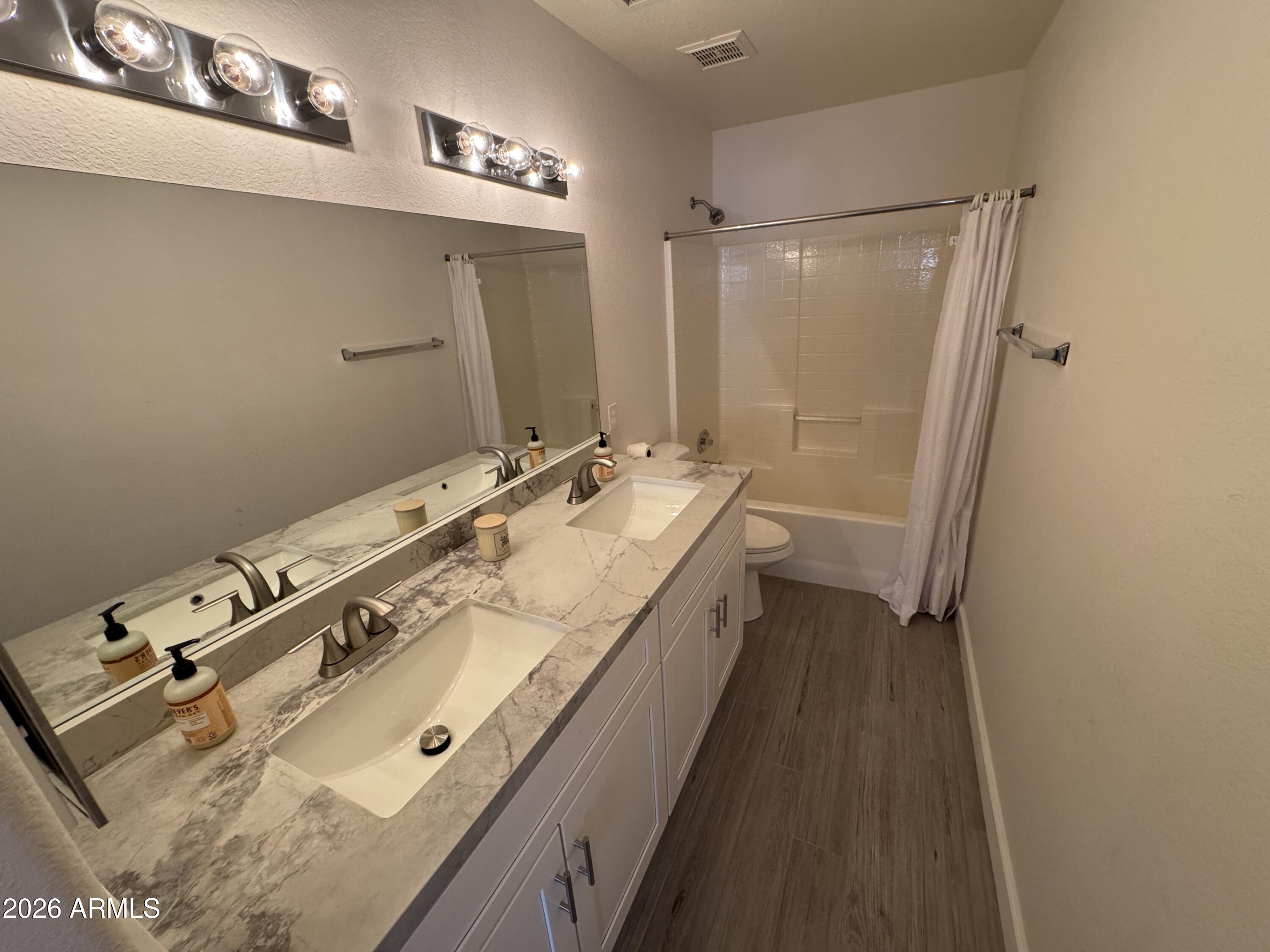 6335 East Roland Street Mesa, AZ 85215 - Photo 12 of 24