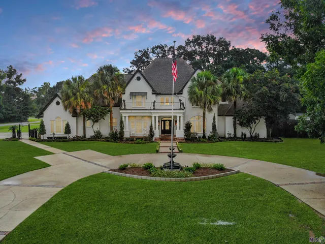 $1,199,900 | 8291 King Drive, Denham Springs, LA 70726