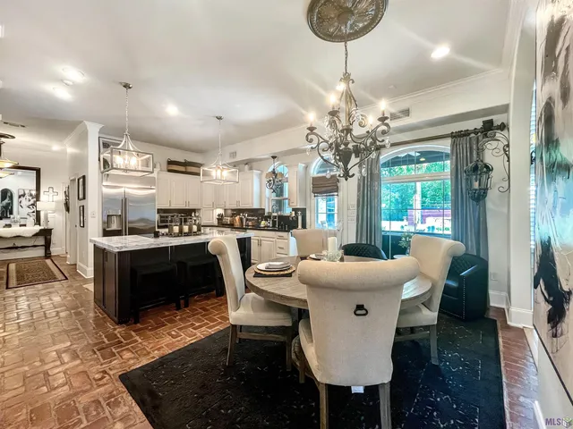 $1,199,900 | 8291 King Drive, Denham Springs, LA 70726