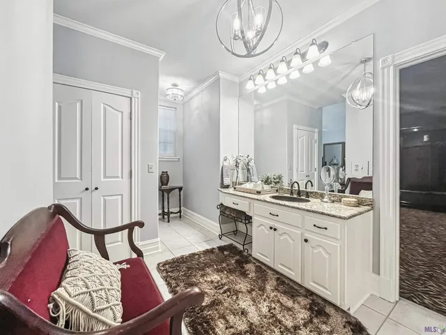 $1,199,900 | 8291 King Drive, Denham Springs, LA 70726