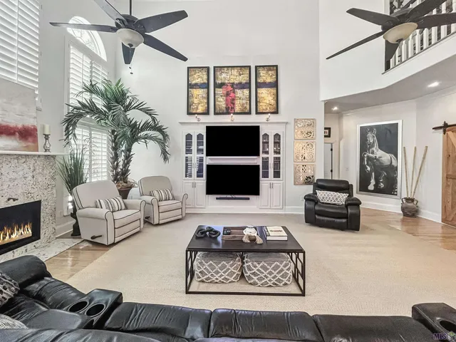 $1,199,900 | 8291 King Drive, Denham Springs, LA 70726