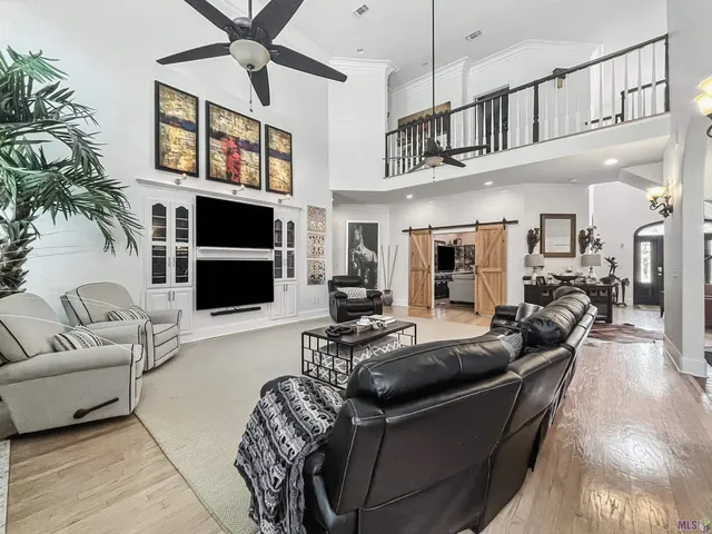 $1,199,900 | 8291 King Drive, Denham Springs, LA 70726