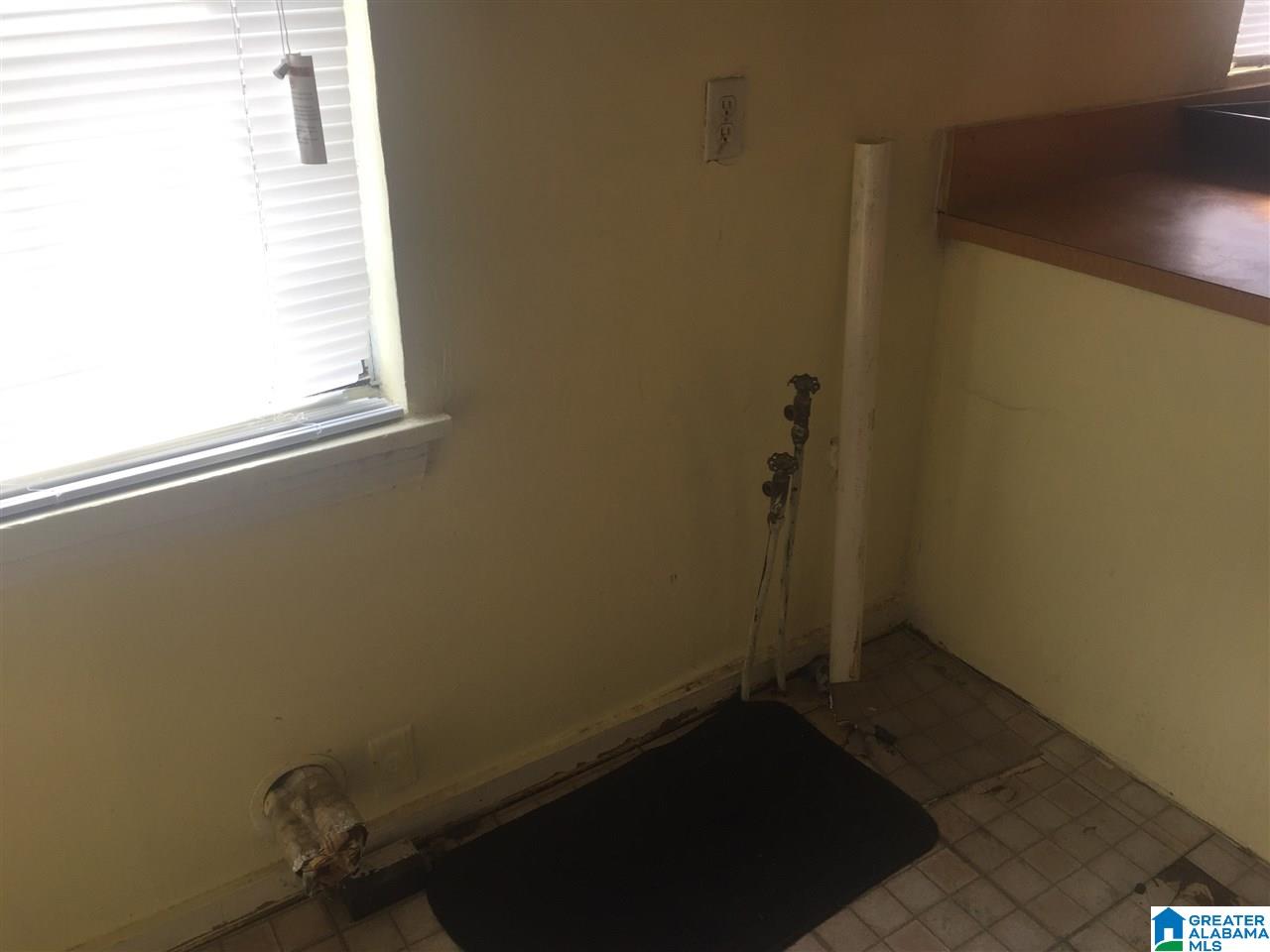 2121 48th Street Birmingham, AL 35208 - Photo 9 of 12