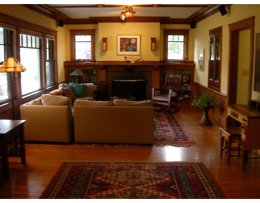 19 Upland Road Arlington, MA 02474 - Photo 2 of 10