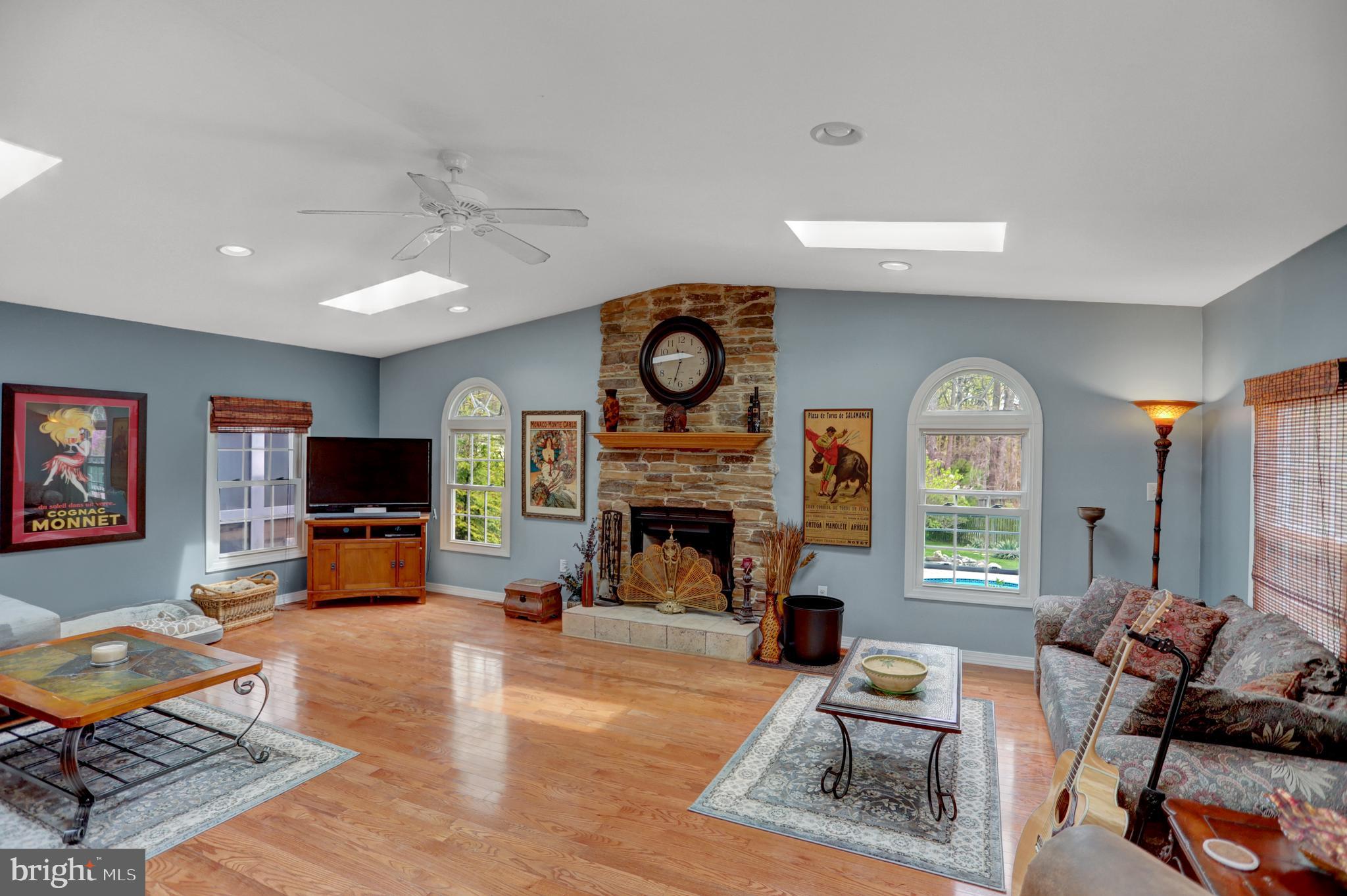 2119 Forest Ridge Road Lutherville-Timonium, MD 21093 - Photo 5 of 46 Gallery Image 5