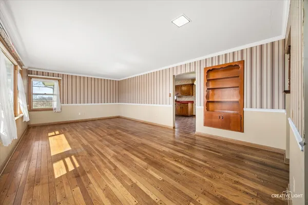 $2,600 | 39W258 Seavey Road, Batavia, IL 60510