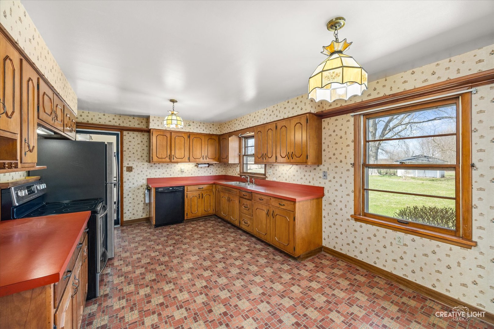 39W258 Seavey Road Batavia, IL 60510 - Photo 4 of 18