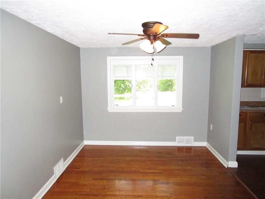 816 Shenango Road New Castle, PA 16101 - Photo 4 of 10 Gallery Image 4