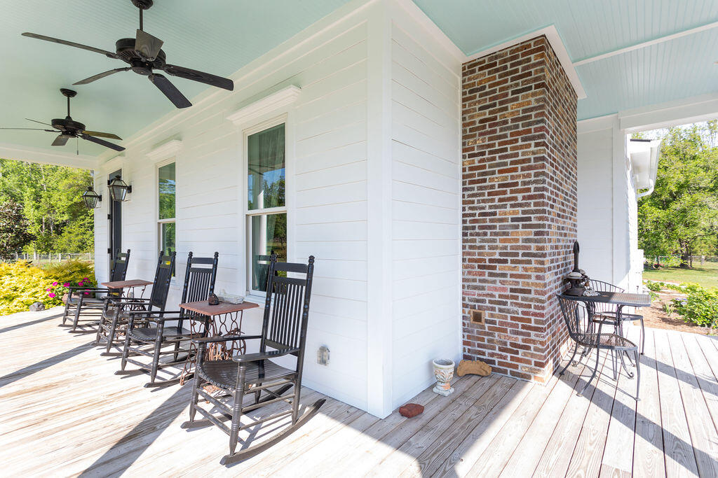 6022 Old Jacksonboro Road Ravenel, SC 29470 - Photo 3 of 60 6022OldJacksonboroRd-25