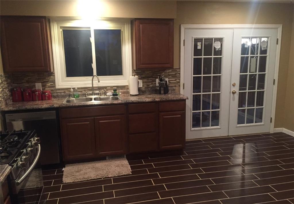 7 Herbst Road Coraopolis, PA 15108 - Photo 13 of 24