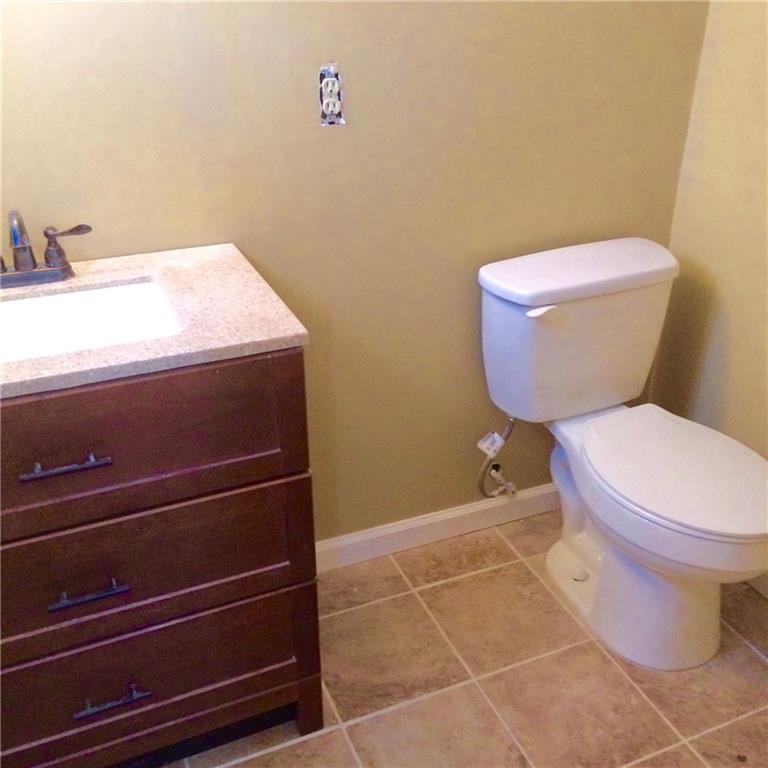 7 Herbst Road Coraopolis, PA 15108 - Photo 17 of 24