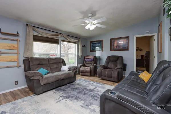$320,000 | 1583 Dustin Lane, Vale, OR 97918