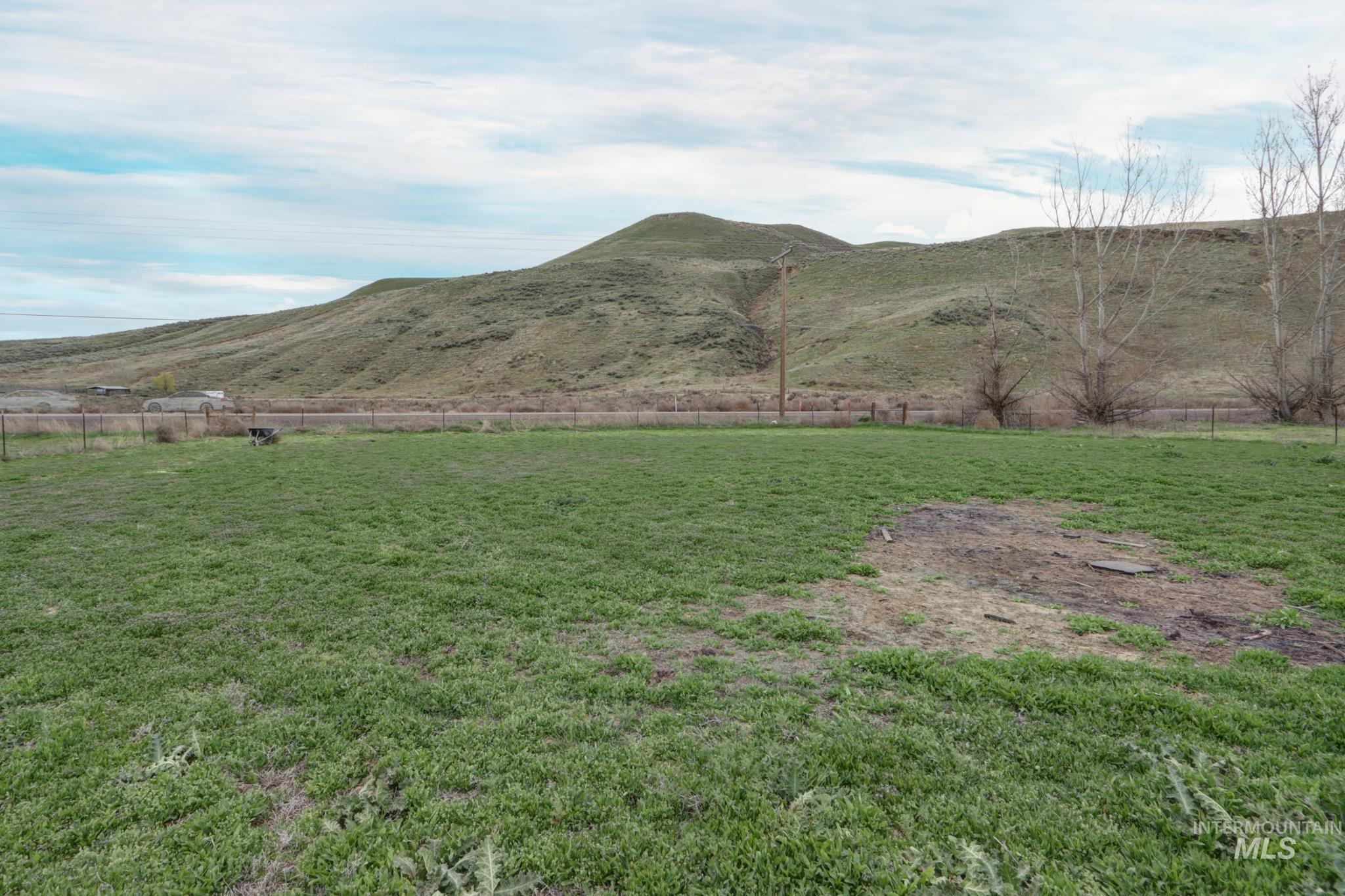 1583 Dustin Lane Vale, OR 97918 - Photo 36 of 39 View of mountain background with rural landscape