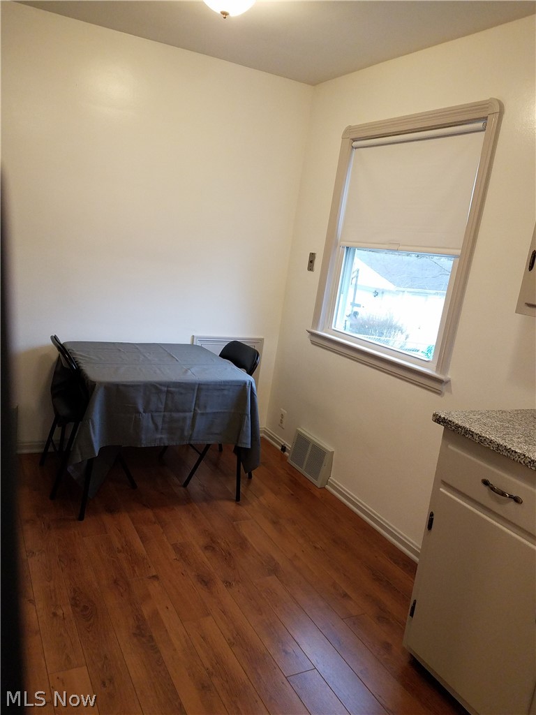 6172 Turney Road Cleveland, OH 44125 - Photo 4 of 26 Gallery Image 4