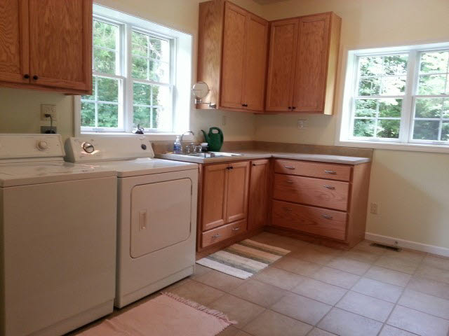 9208 Day Road Marion, IL 62959 - Photo 3 of 25 Gallery Image 3
